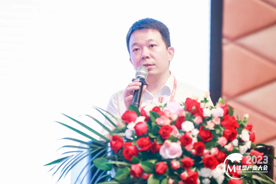万搏平台APP-万搏中国软件副总经理刘光明
